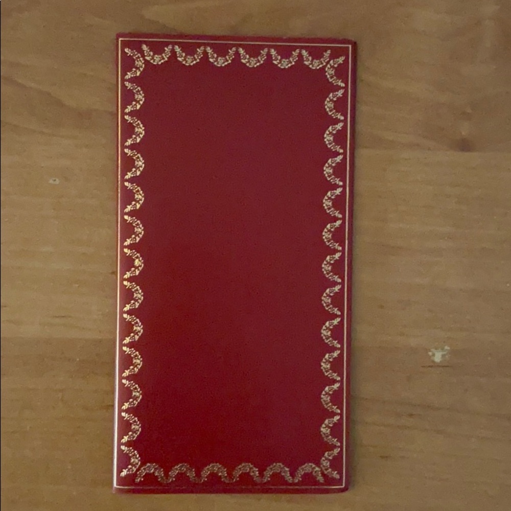 100% authentic must de Cartier card holder only